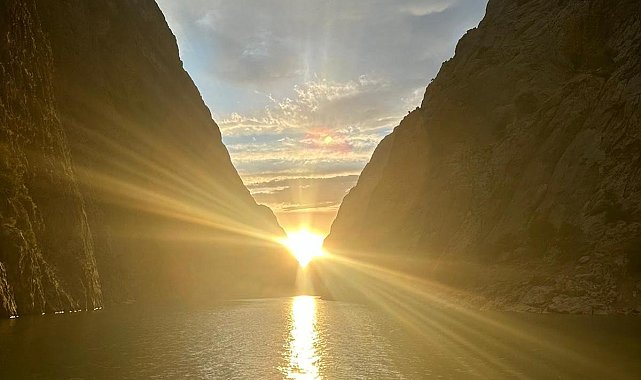 Bu manzara yılın sadece 10 günü görülebiliyor