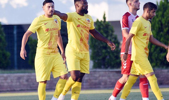 Burak Yılmaz: "Hazırlık maçı da olsa kaybetmek üzücü"