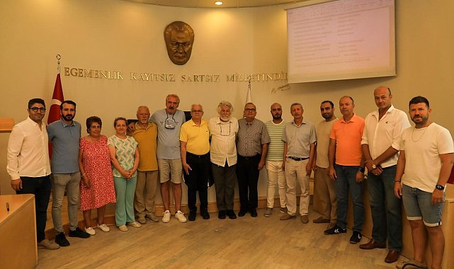 Burhaniye Kent Konseyi Başkanı Hasan Metin oldu