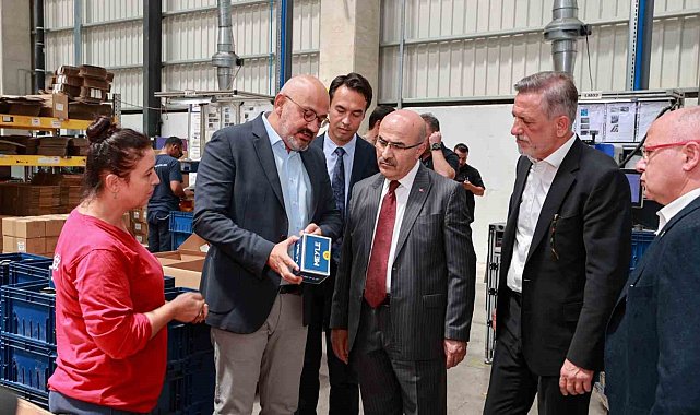 Bursa Valisi Mahmut Demirtaş, TEKNOSAB'ı ziyaret etti