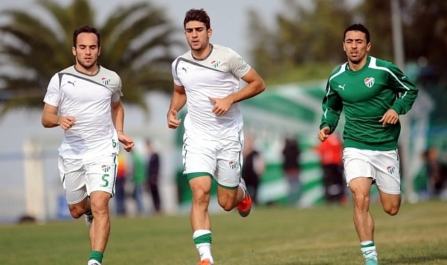 Bursaspor, Taha Can Velioğlu'nu kadrosuna kattı