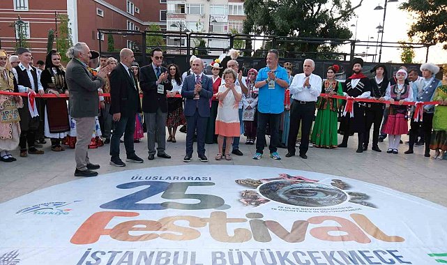 Büyükçekmece'de "Uluslararası Güler Ertan Fotoğraf Yarışması"nda ödül alan eserler sergilendi