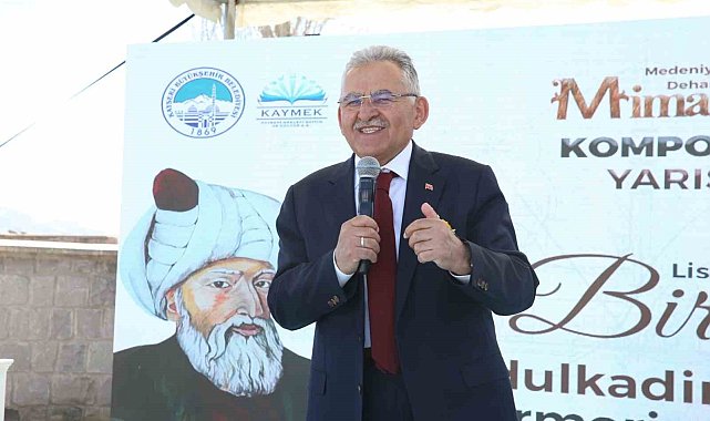 Büyükkılıç: "Eşsiz deha Mimar Sinan'ı rahmet ve minnetle anıyorum"