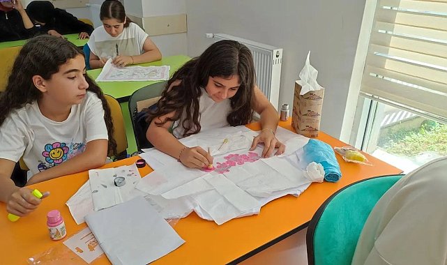 Büyükşehir ile ilçelerde de çocuklar yaz tatilini dolu dolu geçiriyor
