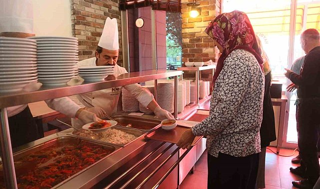 Büyükşehir, "Haydi Sofraya" sayısını 4'e çıkardı