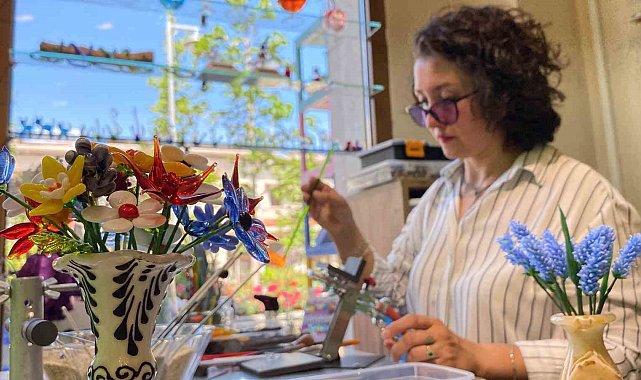 Cam kaşığı beğenince cam sanatını öğrenip iş yeri açtı