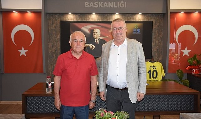 Cemil Çiçek'ten Edremit Belediyesine ziyaret