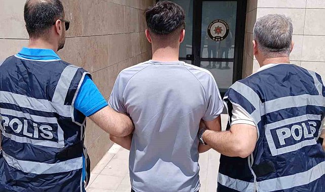 Çeşitli suçlardan aranan 2 şahsı polis yakaladı