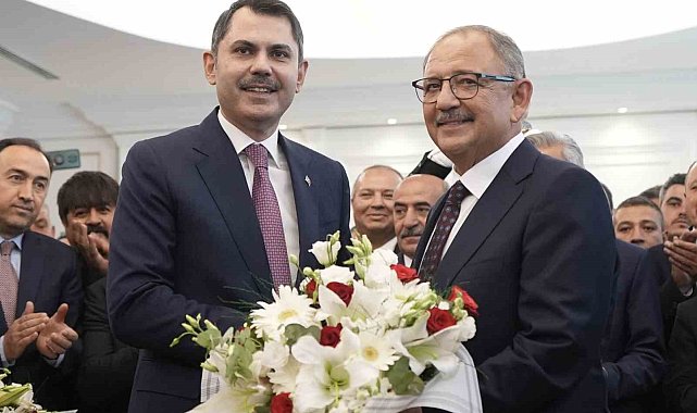 Çevre, Şehircilik ve İklim Değişikliği Bakanlığında devir teslim töreni