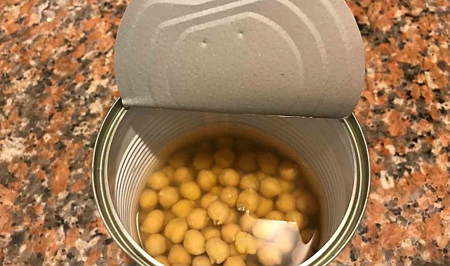 Çocuğunuza konserve kutu gıdaları verirken dikkatli olun: Erken ergenliğe neden olabilir