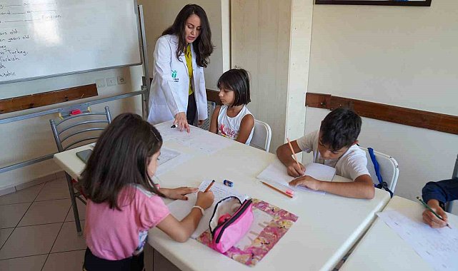 Çocuklar yaz tatillerini Tepebaşı'nda değerlendiriyorlar