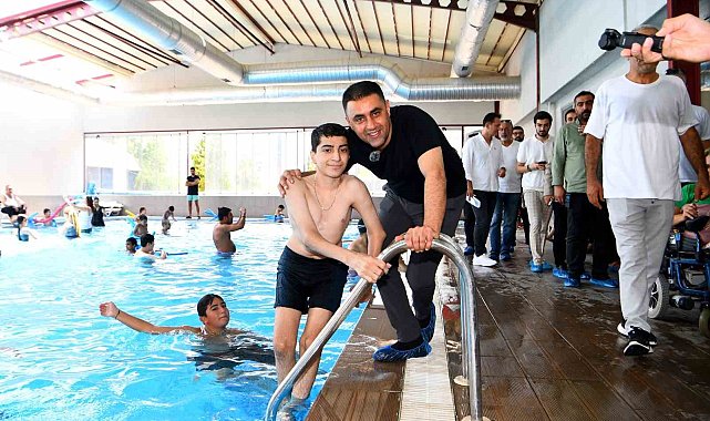 Çukurova'da yüzmeye engel yok