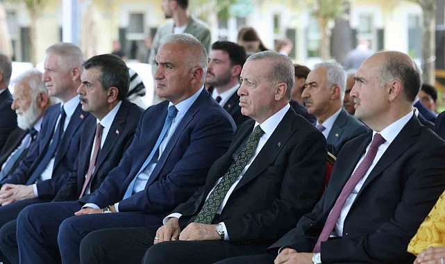 Cumhurbaşkanı Erdoğan, "Yıldız Sarayı önümüzdeki ayın sonuna kadar ücretsiz ziyaret edilebilecek"