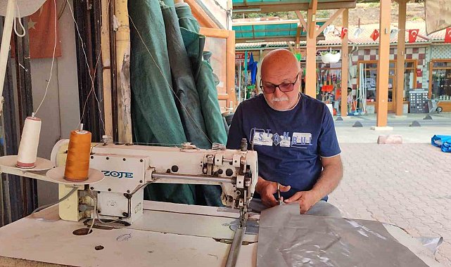 Dede mesleğini sürdürecek eleman bulamıyor