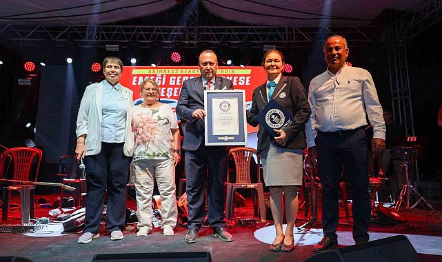 Dev kazanda pişen Uşak Tarhana Çorbası, Guinness Rekorlar Kitabına girdi