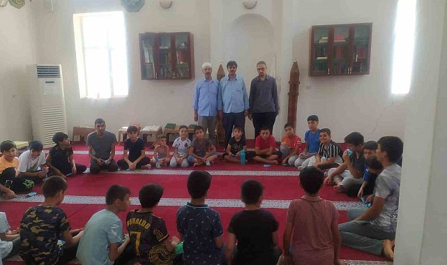 Dicle'de bin 700 öğrenci Kur'an-ı Kerim öğreniyor
