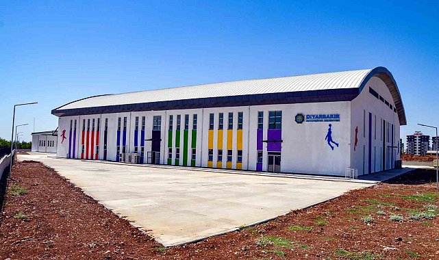Diyarbakır'da bin kişilik kapalı spor salonu hizmete açılacak