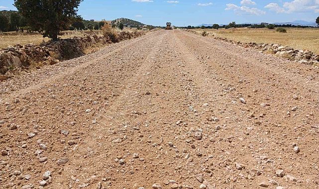 Diyarbakır'da kırsal mahallelerde yollar yenileniyor