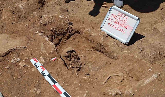 Diyarbakır'da Roma dönemine ait 60 çocuk mezarı bulundu
