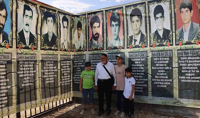Diyarbakır'da terör örgütü PKK'nın şehit ettiği 2'si çocuk 10 kişi anıldı