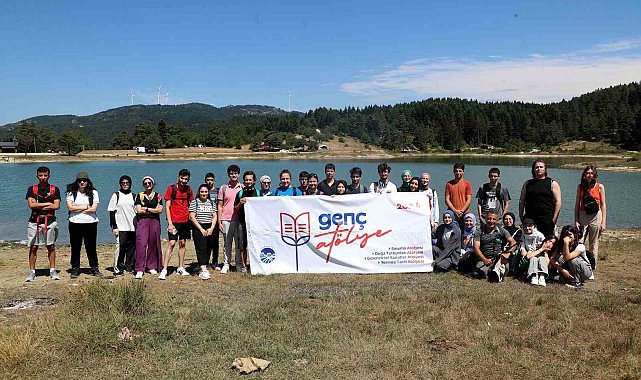 Doğa tutkunu gençler Karagöl Yaylası'nda unutulmaz bir gün yaşadı