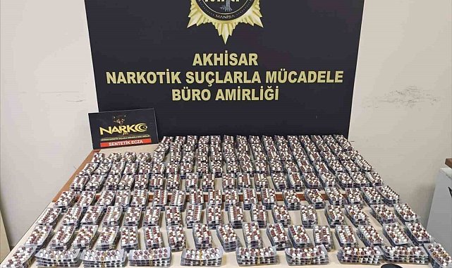 Durdurulan araçtan uyuşturucu hap ele geçirildi