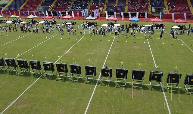 Düzce'de okçuluk şöleni başladı