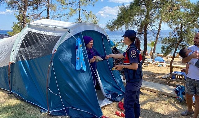 Edirne'de jandarması tatilcilerin huzurunu güvenliğini sağlıyor