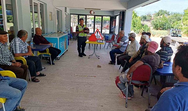 Edirne'de vatandaşlara trafik kurallarının önemi anlatıldı