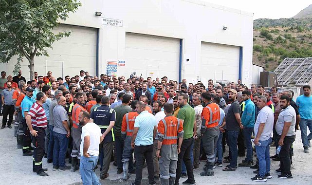 Elazığ&#039;da Eti Krom işçilerinin eylemi devam ediyor