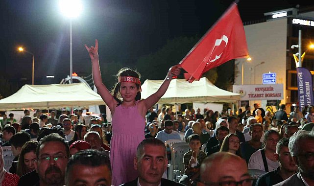Emniyet Müdürü göz yaşlarına hakim olamadı