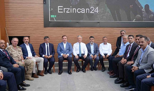 Erzincan'da bin kişiye aşure ikramı