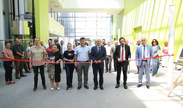 Eskişehir Teknik Üniversitesinde "15 Temmuz Demokrasi ve Milli Birlik Günü" Fotoğraf Sergisi açıldı