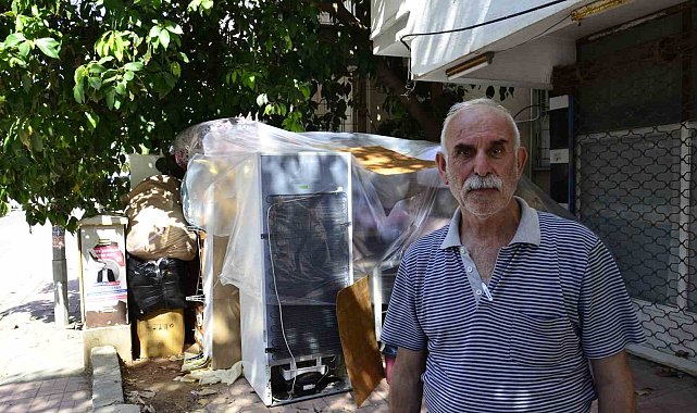 Ev sahibi ile kira konusunda anlaşamayınca sokakta kaldı