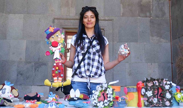 Evdeki çöpleri değerlendirerek tedavisini tamamladı