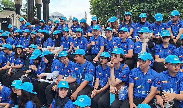 Fatih&#039;te &quot;Gönüllü Turizm Elçileri&quot; göreve başladı