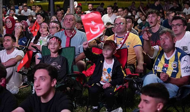 Futbol coşkusunun adresi millet bahçesi ve yeşil vadi