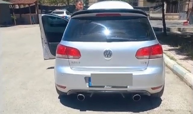 Gece vakti egzoz patlatan sürücü polisin ısrarlı takibi sonucu yakalandı