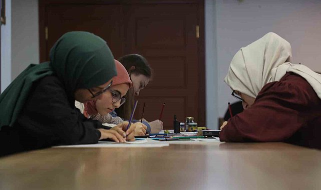 Geleneksel sanatlarda gençler yeteneklerini keşfediyor