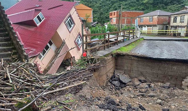 Giresun'da şiddetli yağışlar sel ve heyelanlara neden oldu