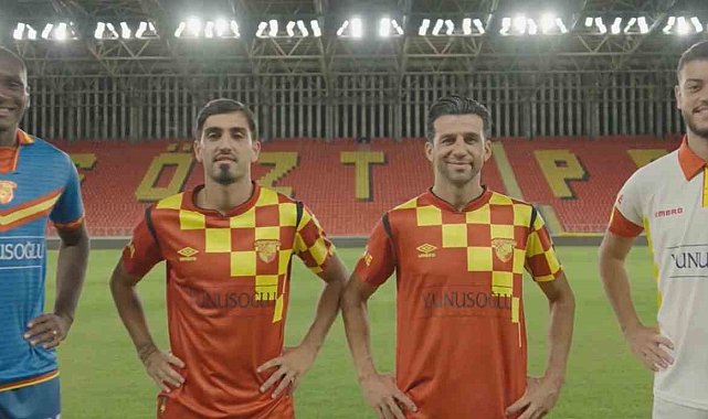 Göztepe, yeni sezon formalarını tanıttı