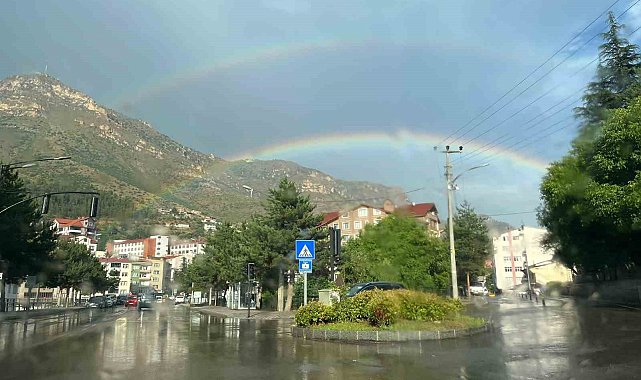 Gümüşhane'de çift gökkuşağı görsel şölen oluşturdu