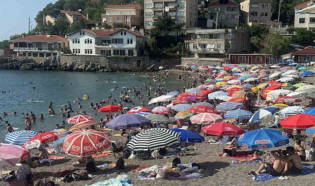 Halk plajına yoğun ilgi