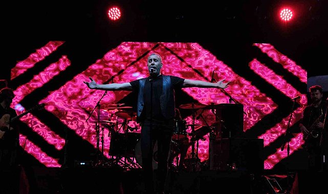 Haluk Levent Sivrihisar'da unutulmaz bir gece yaşattı