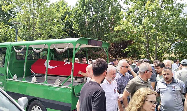 Hayatını kaybeden Doç. Dr. Doğan Kalafat için Kandilli Rasathanesi'nde uğurlama töreni düzenlendi