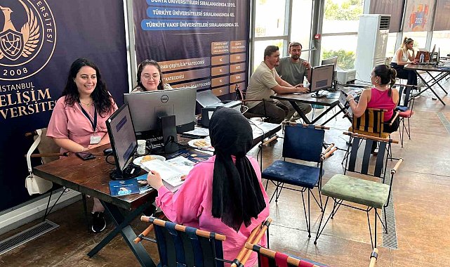 İGÜ Tercih ve Tanıtım Günleri başladı