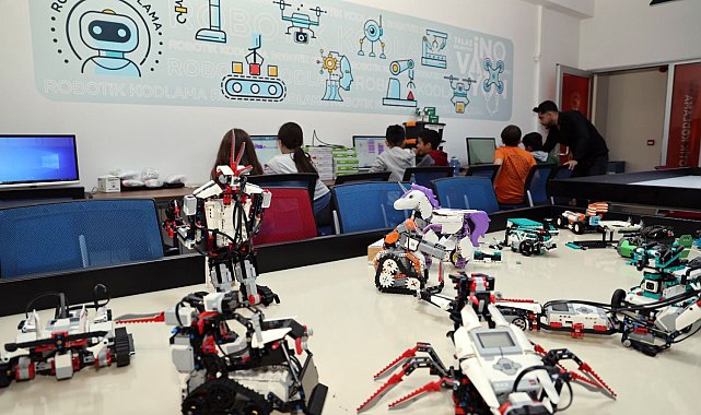 İnovasyon Merkezi genç kaşifleri bekliyor