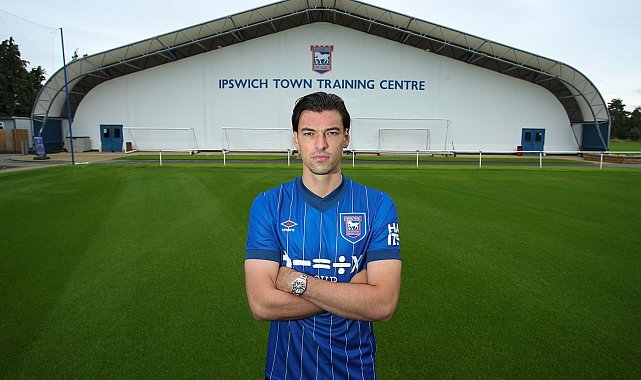 Ipswich Town, Hull City'den Jacob Graves'i transfer etti