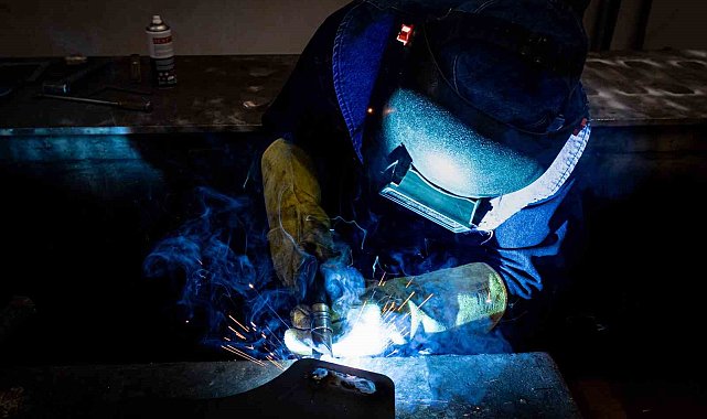 İş var; ama yetişmiş ara eleman yok: &quot;10 bin kişi aranıyor&quot;