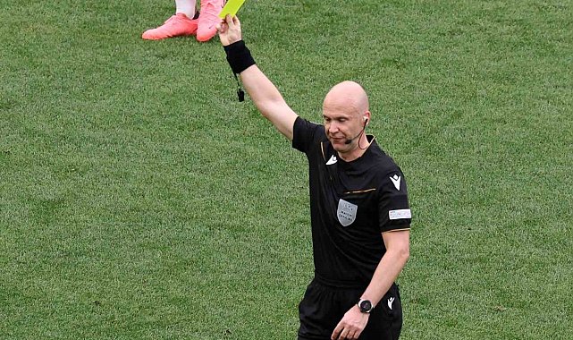İspanya - Almanya maçında Anthony Taylor düdük çalacak